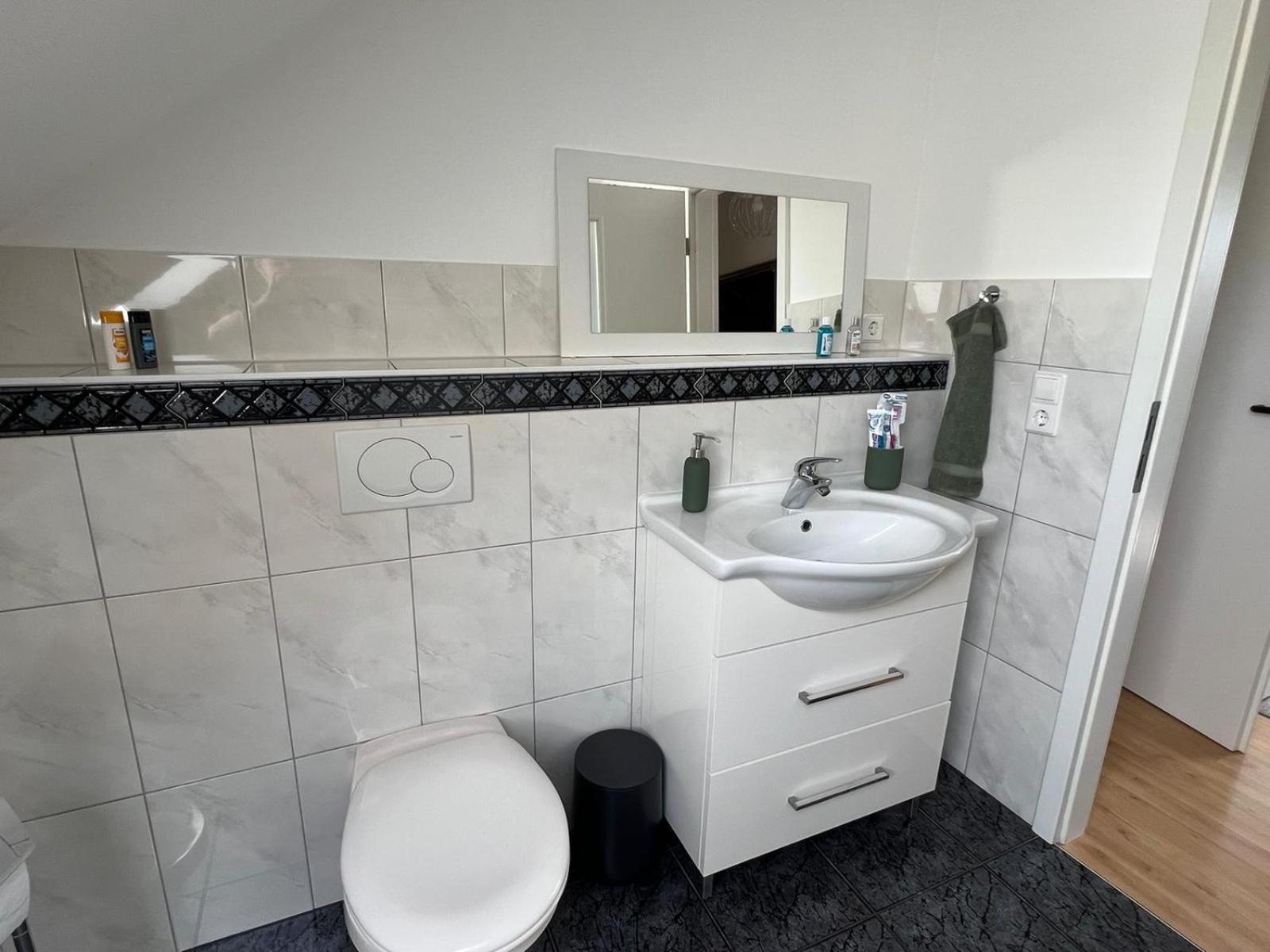 Ferienwohnung Zentral In Loerrach - Konus Gaestekarte Inklusive ภายนอก รูปภาพ